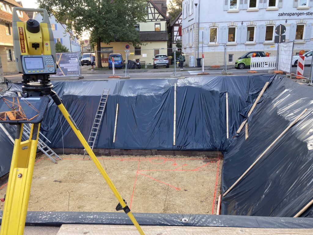 Baugrube des Neubaus der Stadtbücherei in Schorndorf